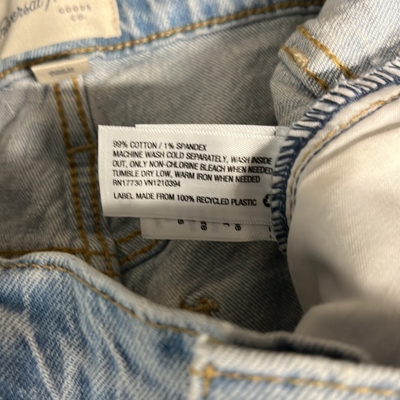 UNIVERSAL thread, women’s vintage boot, cut denim jeans - Picture 5 of 5